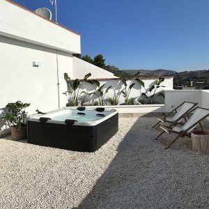 Idromassaggio in terrazzo